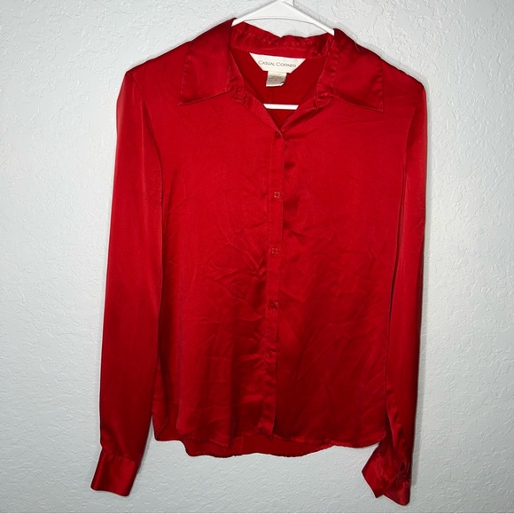 Casual Corners Red 100% Silk Button Down Shirt Size 8 - Picture 3 of 11